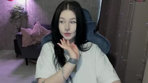 Aline Greeeen online show from February 25, 2026, 6:12 am