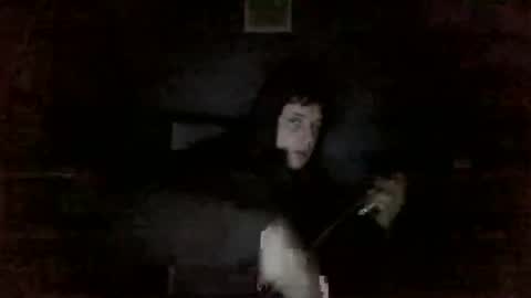 Snapshot of aliprcalica1 chatting on October 19, 2025, 8:42 pm Chris online show from October 19, 2025, 8:42 pm