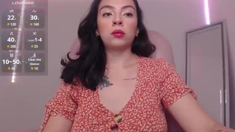 Alejandra online show from March 5, 2025, 5:50 am