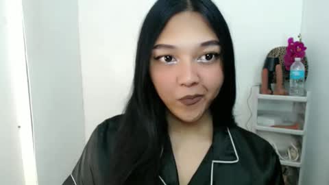 Shanti xhey online show from March 27, 2026, 12:49 am