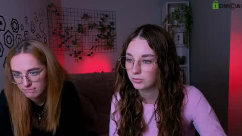 Snapshot of alisabliss chatting on October 17, 2025, 12:52 pm Alisa online show from October 17, 2025, 12:52 pm