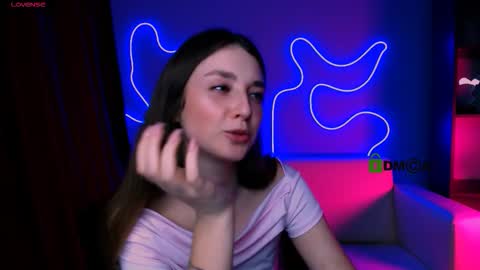 Alisa online show from March 24, 2026, 8:14 pm