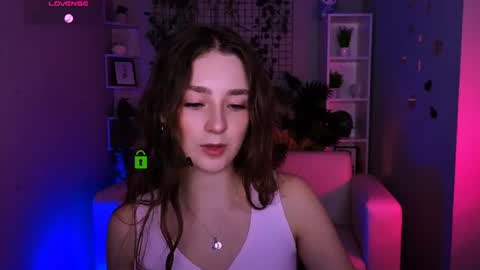 Alisa online show from June 23, 2026, 7:23 pm
