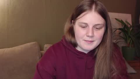alisashy666 online show from July 7, 2026, 10:25 pm
