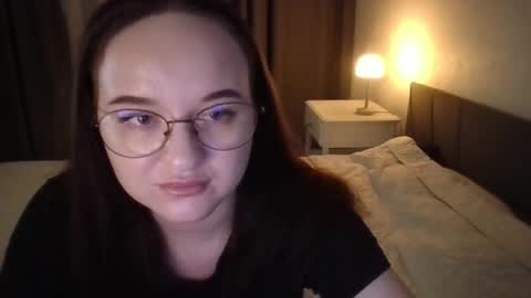 AlisaSunset online show from May 12, 2026, 12:08 am