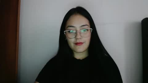 alisha_9997 online show from February 17, 2026, 10:49 pm