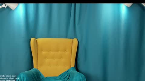 Snapshot of aliska_dark chatting on December 19, 2024, 7:07 am Alice online show from December 19, 2024, 7:07 am