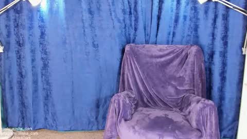 Snapshot of aliska_dark chatting on September 19, 2025, 1:23 pm Alice online show from September 19, 2025, 1:23 pm