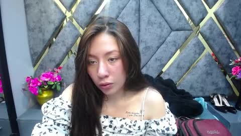 Snapshot of alison_maiker chatting on April 22, 2026, 3:20 am Alison Meiker online show from April 22, 2026, 3:20 am