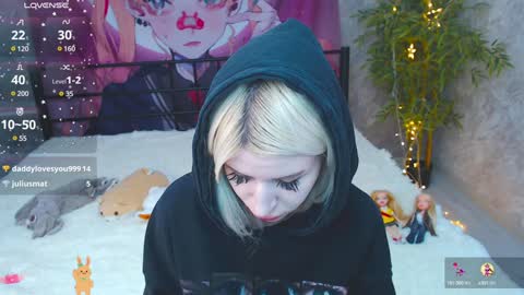 Snapshot of alison_moonlight chatting on December 29, 2024, 6:45 am Alison online show from December 29, 2024, 6:45 am