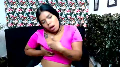 Snapshot of alisonn_hot chatting on January 21, 2025, 4:21 am ALISSON HOT online show from January 21, 2025, 4:21 am