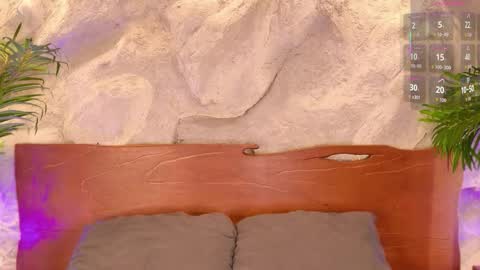 Alison Moon  online show from March 14, 2026, 10:26 pm