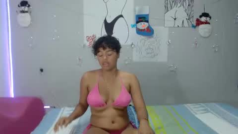 aliss_69 online show from January 11, 2025, 10:18 pm