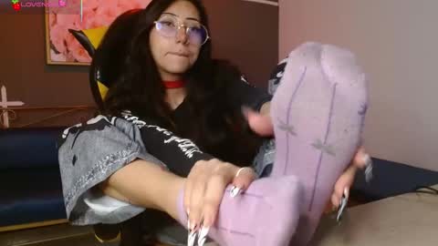 aliss_angel_ online show from March 4, 2026, 1:50 pm