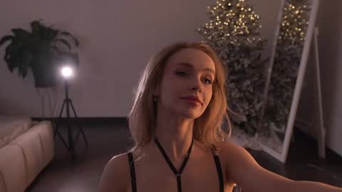 Alissa online show from December 21, 2025, 8:10 am