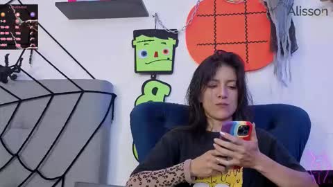Snapshot of alisson0002 chatting on October 18, 2025, 7:03 pm alisson0002 online show from October 18, 2025, 7:03 pm