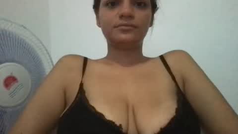 Snapshot of alisson_2508 chatting on June 23, 2026, 11:41 am alison online show from June 23, 2026, 11:41 am