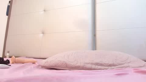 Snapshot of alisson_freckles chatting on December 7, 2024, 9:11 pm Alisson online show from December 7, 2024, 9:11 pm