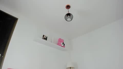 alisson_mendez01 online show from March 24, 2026, 5:29 pm