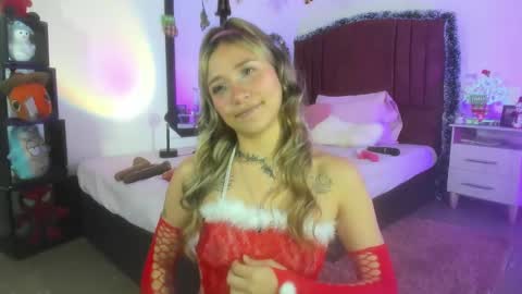 Snapshot of alisson_zafiro chatting on December 27, 2024, 5:48 pm Alisson IG alisson zafiro27 online show from December 27, 2024, 5:48 pm