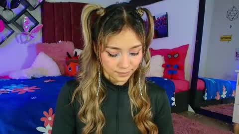 Snapshot of alisson_zafiro chatting on February 22, 2025, 3:12 am Alisson IG alisson zafiro27 online show from February 22, 2025, 3:12 am