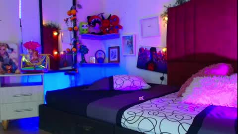 Alisson IG alisson zafiro27 online show from January 19, 2026, 3:10 am