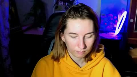 Snapshot of alisun_ chatting on October 17, 2025, 3:36 pm A L I C E online show from October 17, 2025, 3:36 pm