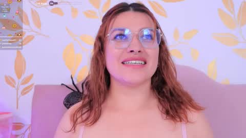 Snapshot of alix_bay chatting on October 16, 2025, 8:54 pm Alix online show from October 16, 2025, 8:54 pm