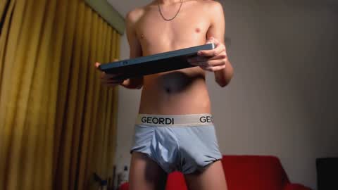 Allan  online show from December 17, 2024, 9:38 pm