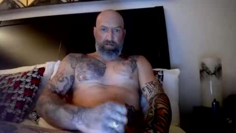 allaroundamazing13 online show from January 18, 2026, 4:38 am