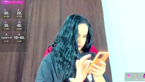 allees online show from January 22, 2025, 5:28 pm