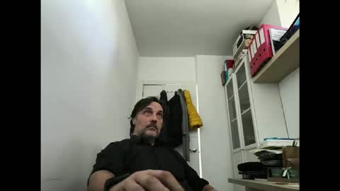 Snapshot of allenvic chatting on October 23, 2025, 8:35 am allenvic online show from October 23, 2025, 8:35 am