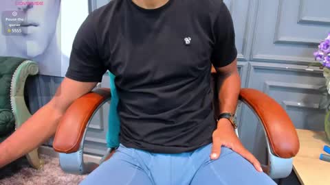                                 Help me reach 100 likes online show from February 9, 2025, 11:15 pm