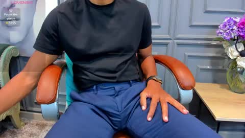                                 Help me reach 100 likes online show from February 22, 2025, 4:29 am