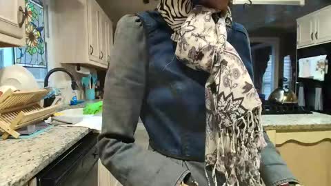 wishlist on bio online show from February 14, 2026, 9:11 pm