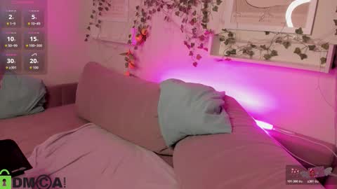 alli_aster online show from October 22, 2025, 2:45 am