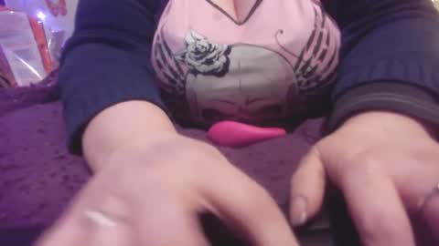 Alli Kat online show from December 4, 2024, 9:51 am