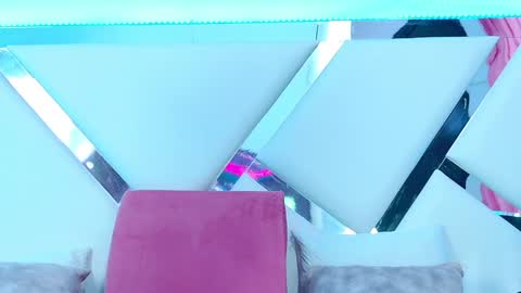 Allicia online show from January 18, 2025, 7:15 pm