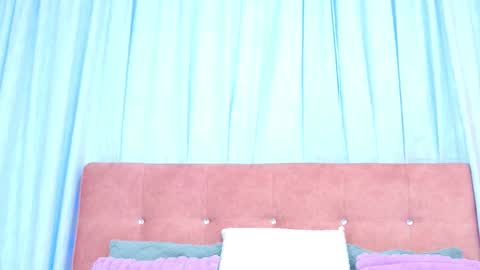 Snapshot of alliciakim chatting on November 21, 2025, 7:23 pm Allicia online show from November 21, 2025, 7:23 pm