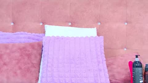 Snapshot of alliciakim chatting on December 3, 2025, 7:23 pm Allicia online show from December 3, 2025, 7:23 pm