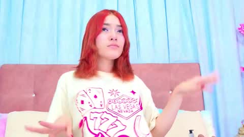 Snapshot of alliciakim chatting on December 22, 2025, 7:11 pm Allicia online show from December 22, 2025, 7:11 pm