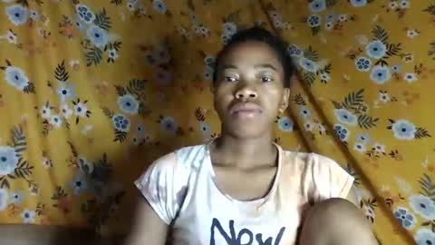 alliciax632770 online show from November 29, 2025, 1:41 am