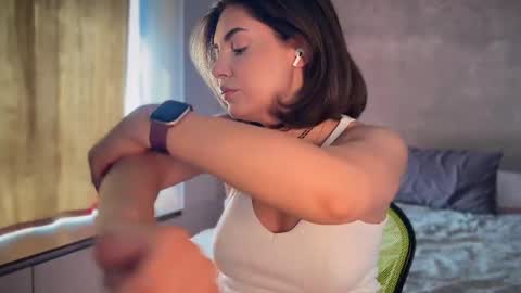 Allie online show from April 24, 2026, 12:40 pm