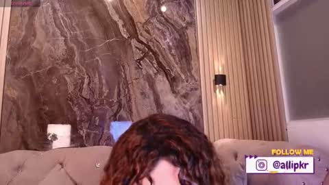 Snapshot of allison_parker1_ chatting on November 25, 2025, 12:05 pm allison_parker1_ online show from November 25, 2025, 12:05 pm