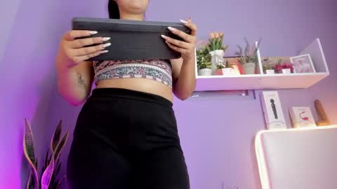 Alisson  online show from June 3, 2026, 8:36 pm