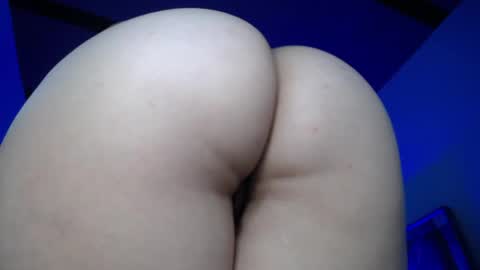 allison_pervert07 online show from April 12, 2026, 6:46 pm