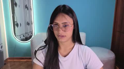 Snapshot of allisson_a chatting on September 25, 2025, 3:21 am Allisson online show from September 25, 2025, 3:21 am