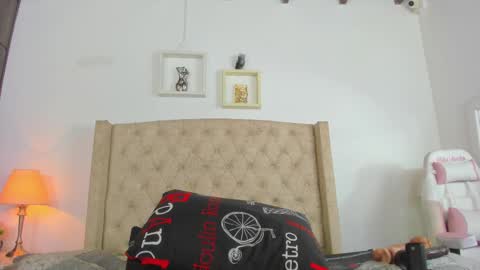 allisson online show from February 26, 2025, 12:03 pm