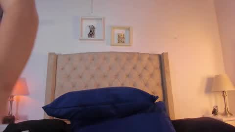 allisson online show from November 11, 2025, 12:05 pm