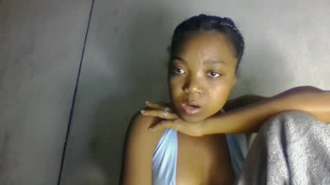 allizida01 online show from May 14, 2026, 4:14 pm